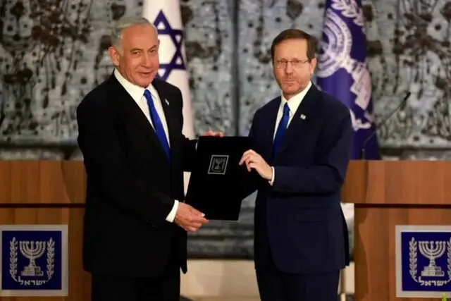 رئیس رژیم صهیونیستی سخنان ترامپ درباره عفو نتانیاهو را تکذیب کرد