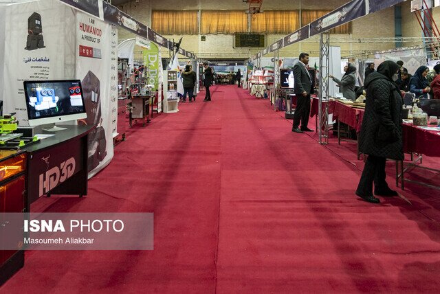 نمایشگاه هفته پژوهش البرز با محوریت هوش مصنوعی؛ هزار محصول علمی در یک رویداد بی‌سابقه