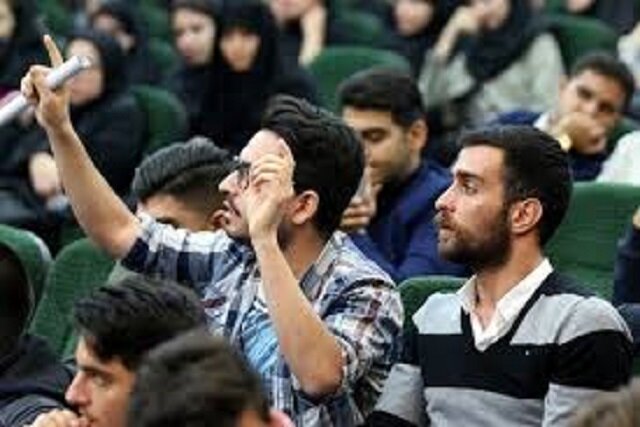 چرا امروز بیش از همیشه به آرمان‌خواهی و کمال‌گرایی دانشجویان نیازمندیم؟