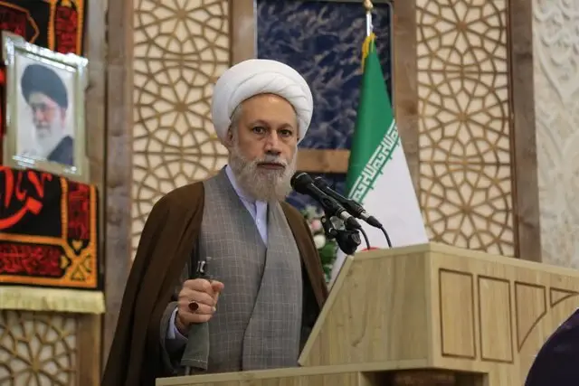 نماینده ولی فقیه در فارس: ۱۷ رجب در شیراز تعطیل شود تا همبستگی اقتصادی تقویت شود!
