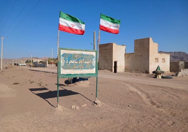 جنگ بی‌رحمانه کاپاریس با کویر: روستایی که زیر شن‌ها زنده می‌ماند!