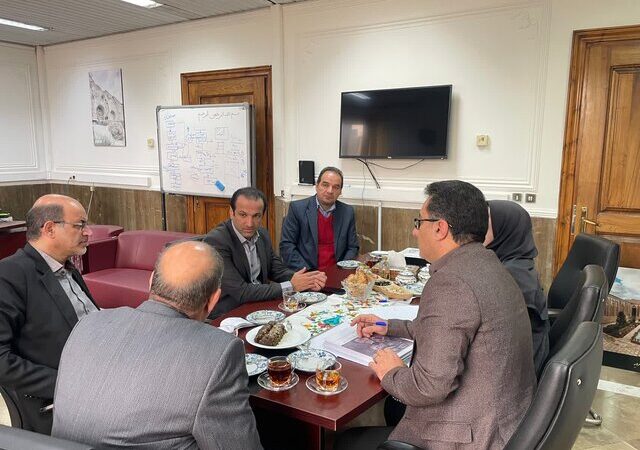 پشتیبانی قانونی از سرمایه‌گذاران، کلید اجرای طرح‌های پیشران گردشگری در اردبیل