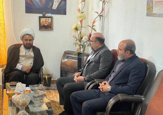 کمک ۳۹ میلیارد تومانی خیرین فارس به حساب ۱۰۰ امام