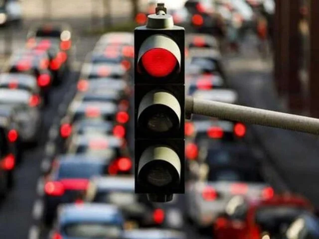 ‍ تجهیز ۷۵ درصد چراغ‌های راهنمایی بجنورد به برق اضطراری