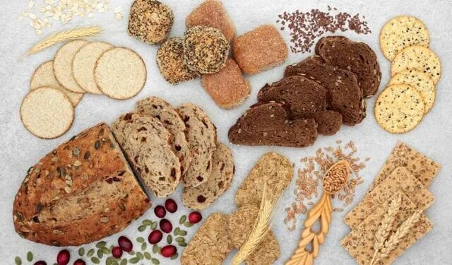 پویش ملی «نان سالم» در اصفهان کلید خورد؛ نان کامل ابزار تازه مهار بیماری‌های غیرواگیر