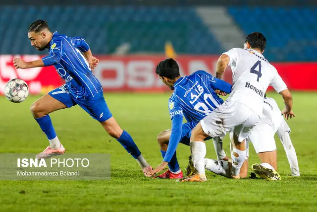 چرا برگزاری بازی استقلال و گل‌گهر در مشهد هنوز در هاله‌ای از ابهام است؟