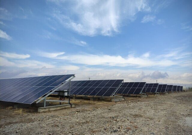 امضای قراردادهای بزرگ ۲۳۰ مگاواتی برای نیروگاه خورشیدی ملایر؛ فرصتی طلایی برای سرمایه‌گذاران!