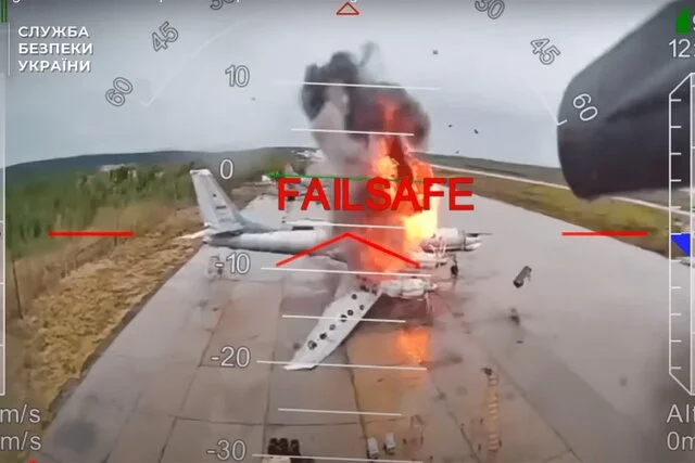 افشای جزئیات حیرت‌انگیز عملیات «تار عنکبوت» اوکراین علیه پایگاه‌های روسیه؛ پهپادها چگونه ناوگان روس را زمین‌گیر کردند؟