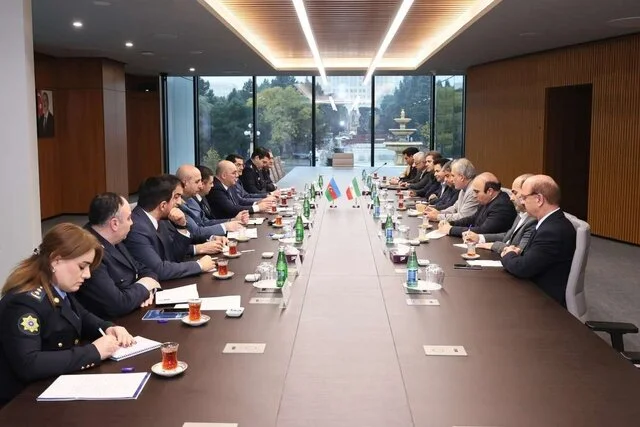 توافقی مهم برای تسریع عبور کالا و مسافر بین ایران و آذربایجان به دست آمد!