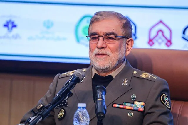 جانشین فرمانده ارتش: استفاده درست از هوش مصنوعی، کلید فتح قله‌های علم در عصر انقلاب اطلاعات