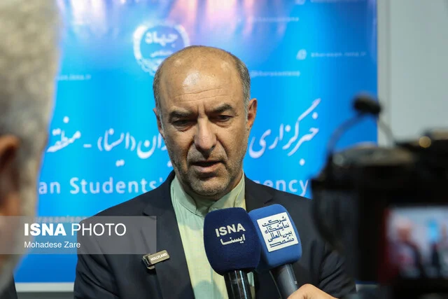 معاون استاندار هشدار داد: اگر بازار از ظرفیت فناوری نوین استفاده نکند، عقب می‌ماند!