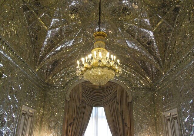 آینه‌کاری ایرانی به فهرست میراث جهانی یونسکو پیوست؛ جادوی نور و هنر بی‌پایان!