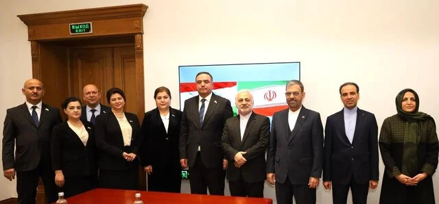 نشست ویژه ایران و تاجیکستان برای تحکیم همکاری‌های پارلمانی؛ چه راهکارهایی مطرح شد؟