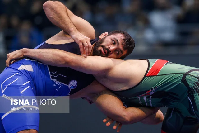 وقتی خدا رحم کرد؛ چرا سالن هفتم تیر به مرز انفجار رسید و حسن یزدانی همچنان سلطان کشتی است؟