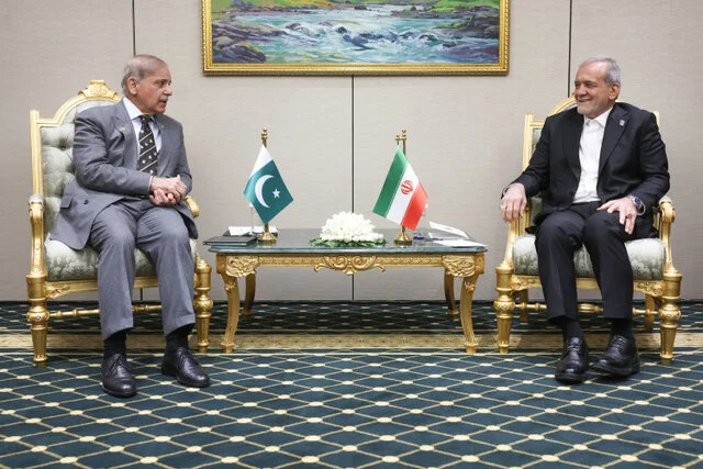 دیدار سران ایران و پاکستان در ترکمنستان؛ آیا همکاری‌ها به سطحی جدید می‌رسد؟