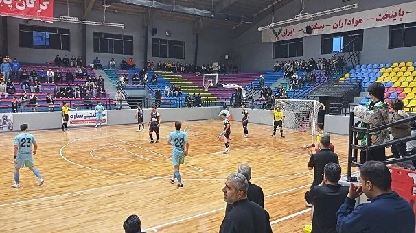 جنگ نفس‌گیر در گرگان؛ تساوی هیجان‌انگیز ۳-۳ بهشتی سازه و پالایشگاه شازند