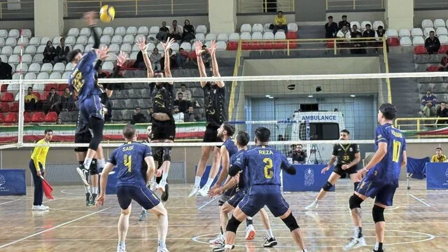 پیروزی نفس‌گیر پارس مهر فارس در شروع هیجان‌انگیز نیم‌فصل دوم لیگ والیبال