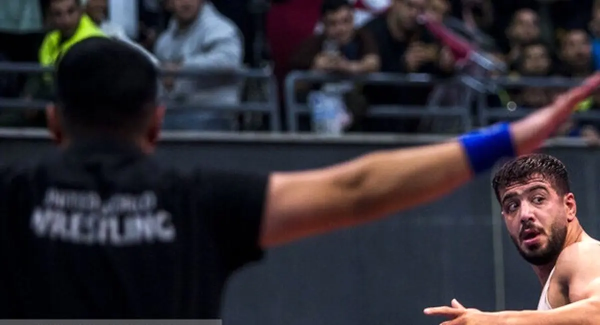 اتحادیه جهانی کشتی شوک بزرگی به داوران ایرانی زد؛ تنزل و حذف گسترده در لیست - وب‌گردی