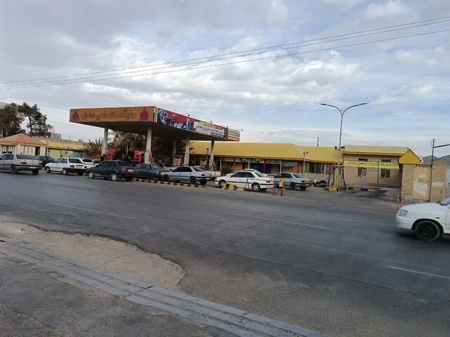 آرامش بی‌سابقه در جایگاه‌های سوخت زاهدان با شروع طرح سه‌نرخی بنزین