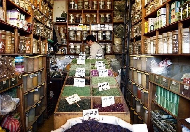 کشف محموله ۷۱ هزار عددی ترامادول غیرمجاز در مغازه گیاهان دارویی ارومیه!