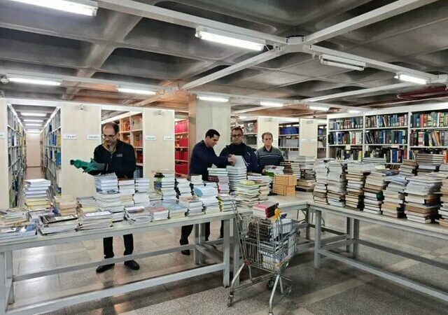 ۲۱۰۰ نسخه کتاب ارزشمند به کتابخانه‌های شهرستان ملایر اهدا شد؛ گامی بزرگ در مسیر فرهنگ‌سازی