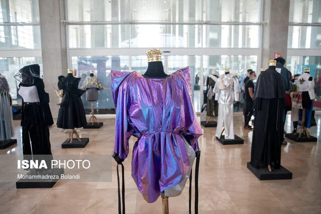 معاون صنایع دستی از طراحان لباس خواست: رنگ‌ها و نقش‌های ایرانی را زنده نگه دارید!