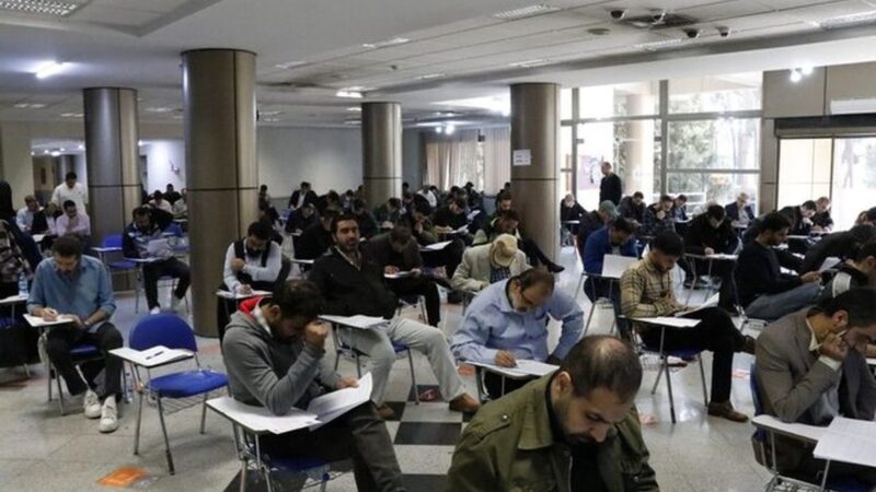 نتایج آزمون وکالت ۱۴۰۴ منتشر شد؛ چند نفر از ۹۸ هزار داوطلب موفق شدند؟