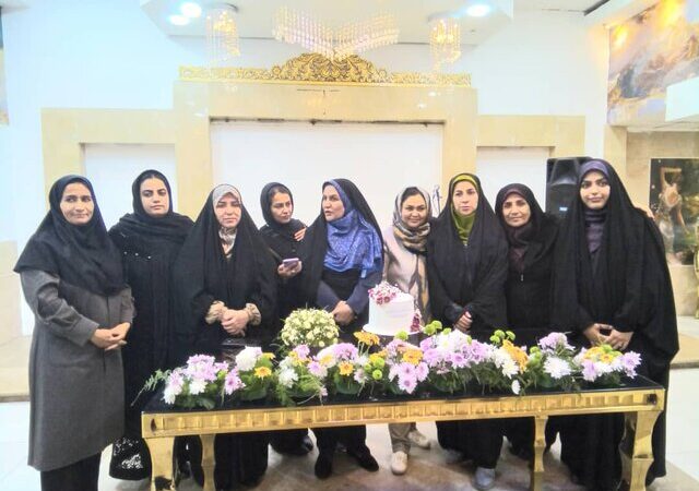 تجلیل ویژه از بانوان پیشگام اطلاع‌رسانی در جیرفت؛ نقش بی‌بدیل زنان در ارتقای خدمات