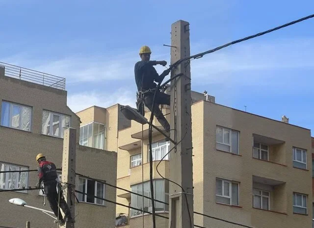 تحول بزرگ در برق تبریز؛ بیش از هزار کیلومتر کابل خودنگهدار نصب شد!