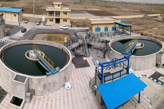 بحران آب در ماهدشت؛ کشاورزان در انتظار تکمیل فوری مدول دوم تصفیه‌خانه!
