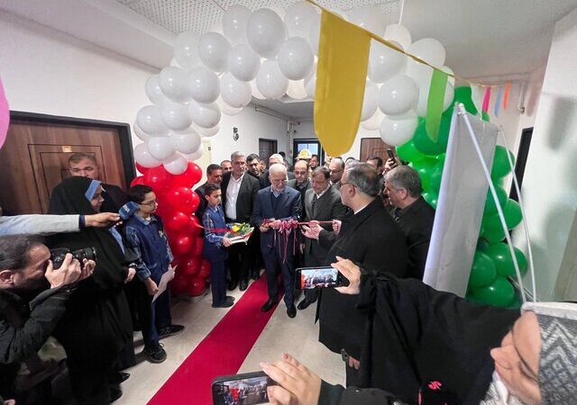 وزیر کشور در گلستان افتتاح کرد؛ ۷ مدرسه نو و ۲ مزرعه خورشیدی که آینده را روشن می‌کند!