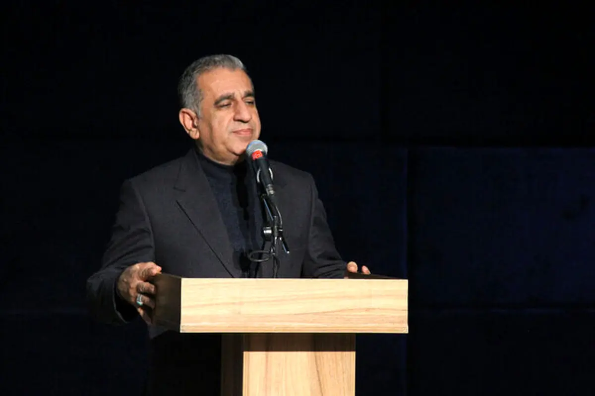 معاون استاندار فارس: دولت جدید را آسان تحویل نگرفتیم؛ جای دولتی که ۸ سال ماند، نشستیم!