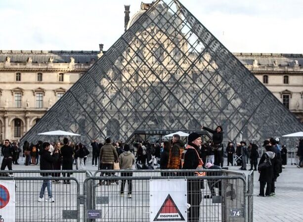 لوور در بحران؛ اعتصاب کارکنان و نگرانی‌های جدی در پربازدیدترین موزه جهان