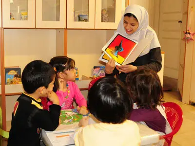 راز قصه‌گویی؛ چگونه داستان‌ها زبان و ذهن ما را متحول می‌کنند؟