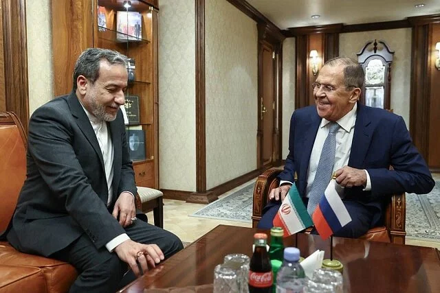 سفر مهم عراقچی به مسکو؛ گفتگوهای سرنوشت‌ساز با لاوروف در راه است!