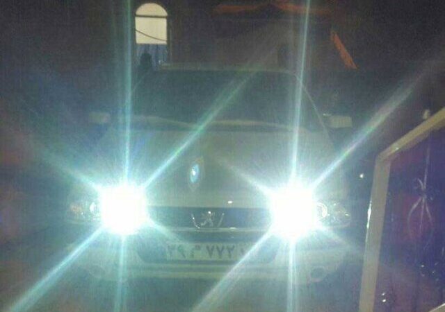 پلیس راهور کرمانشاه به‌طور جدی مقابل خودروهای متخلف با چراغ زنون ایستاد؛ بیش از ۶۳۰۰ جریمه صادر شد!