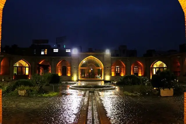 کاروانسرای شاه‌عباسی کرج چگونه به قلب فرهنگی شهر تبدیل می‌شود؟