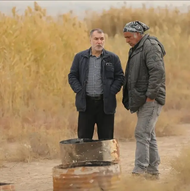 مسعود ده‌نمکی از سریال جدید «دیوار دفاعی» رونمایی کرد؛ روایت چالش‌های تاریخی کارگران نفت با انگلیسی‌ها