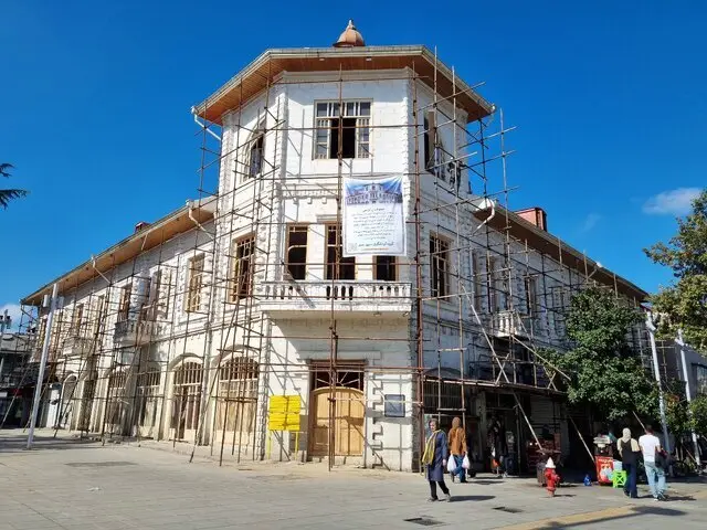 فرماندار رشت از رونق اقتصادی با حمایت ویژه از سرمایه‌گذاران گردشگری خبر داد