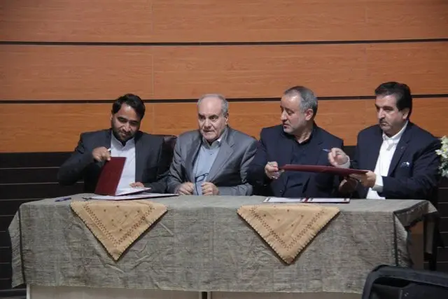 رئیس‌جمهور در خراسان جنوبی؛ کلید سرمایه‌گذاری ۱۱ هزار میلیاردی برای امنیت غذایی و اشتغال ۱۲۵ نفر زده شد