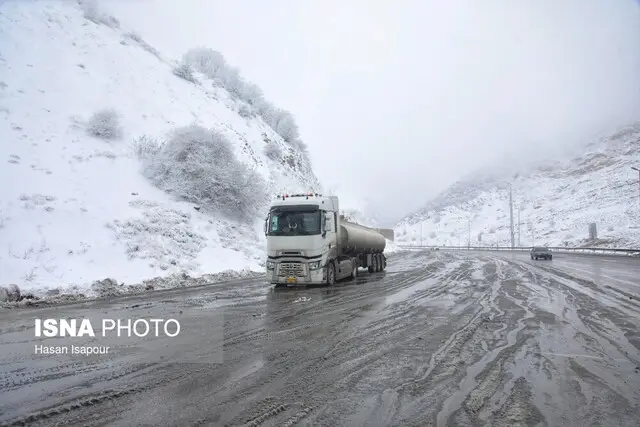 بارش‌های سنگین در کردستان تا بعدازظهر؛ برف و باران مناطق شمالی را سفیدپوش کرد