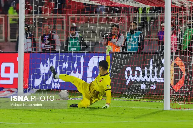 تراکتور در شب یلدا؛ کابوس بی‌پایان پنالتی‌های پرسپولیس ادامه یافت!