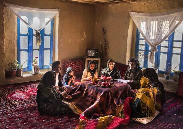 یلدا؛ شبی جادویی که تاریکی بهانه‌ای برای هم‌نشینی گرم شد