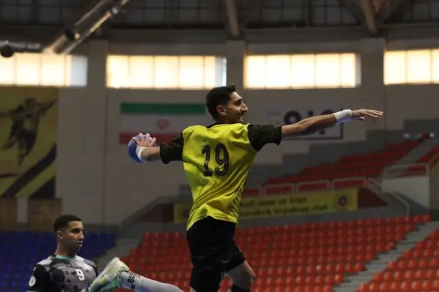 رضا عزتی: با ترکیب کامل، سایپا و استقلال را شکست می‌دادیم؛ مصدومیت‌ها سپاهان را متوقف کرد