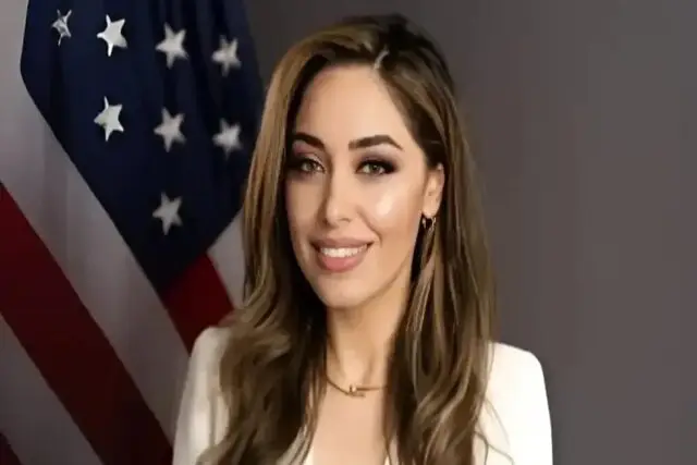 مورا نامدار؛ ایرانی‌الاصلِ آمریکایی معاون وزیر خارجه آمریکا شد