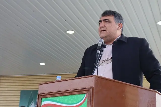 کاهش حیرت‌انگیز ۴۰ درصدی سفرهای جاده‌ای با قطار برقی تهران-مشهد؛ آیا آزادراه حرم‌تا‌حرم بازی را تغییر می‌دهد؟