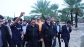 استاندار کرمان از پل آسیب‌دیده فاریاب بازدید کرد؛ رسانه‌ها ناجیان بی‌صدای بحران سیلاب بودند!