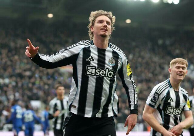 شکست غیرمنتظره چکش‌ها و تساوی داغ نیوکاسل-چلسی؛ همشهری‌ها جشن برد گرفتند!