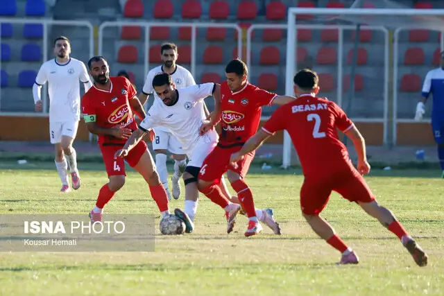 نبرد حساس بعثت کرمانشاه و پارس جنوبی جم در هفته هفدهم لیگ دسته اول فوتبال
