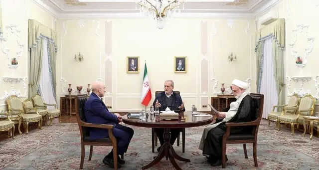 جلسه سران قوا به میزبانی رئیس‌جمهور؛ چه تصمیماتی در راه است؟